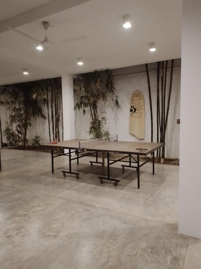 Drivethru Hostel Polhena Ngoại thất bức ảnh